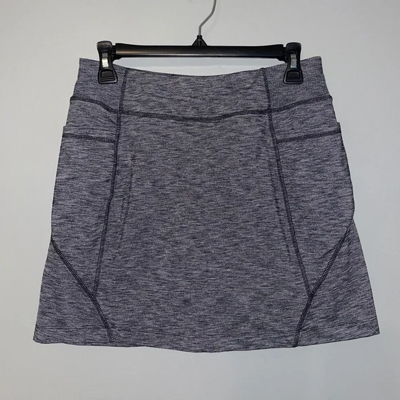EUC Athleta Excursion Skort Grey Athleisure Activewear Size Small - Picture 2 of 9